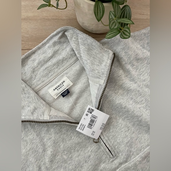 NWT American Eagle Quarter Zip Pullover Sweatshirt - Picture 5 of 6